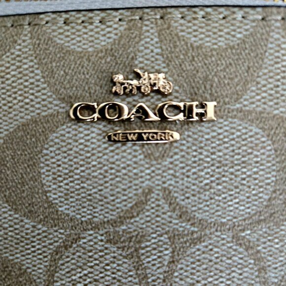 Coach Double Pocket Wristlet - Picture 6 of 10